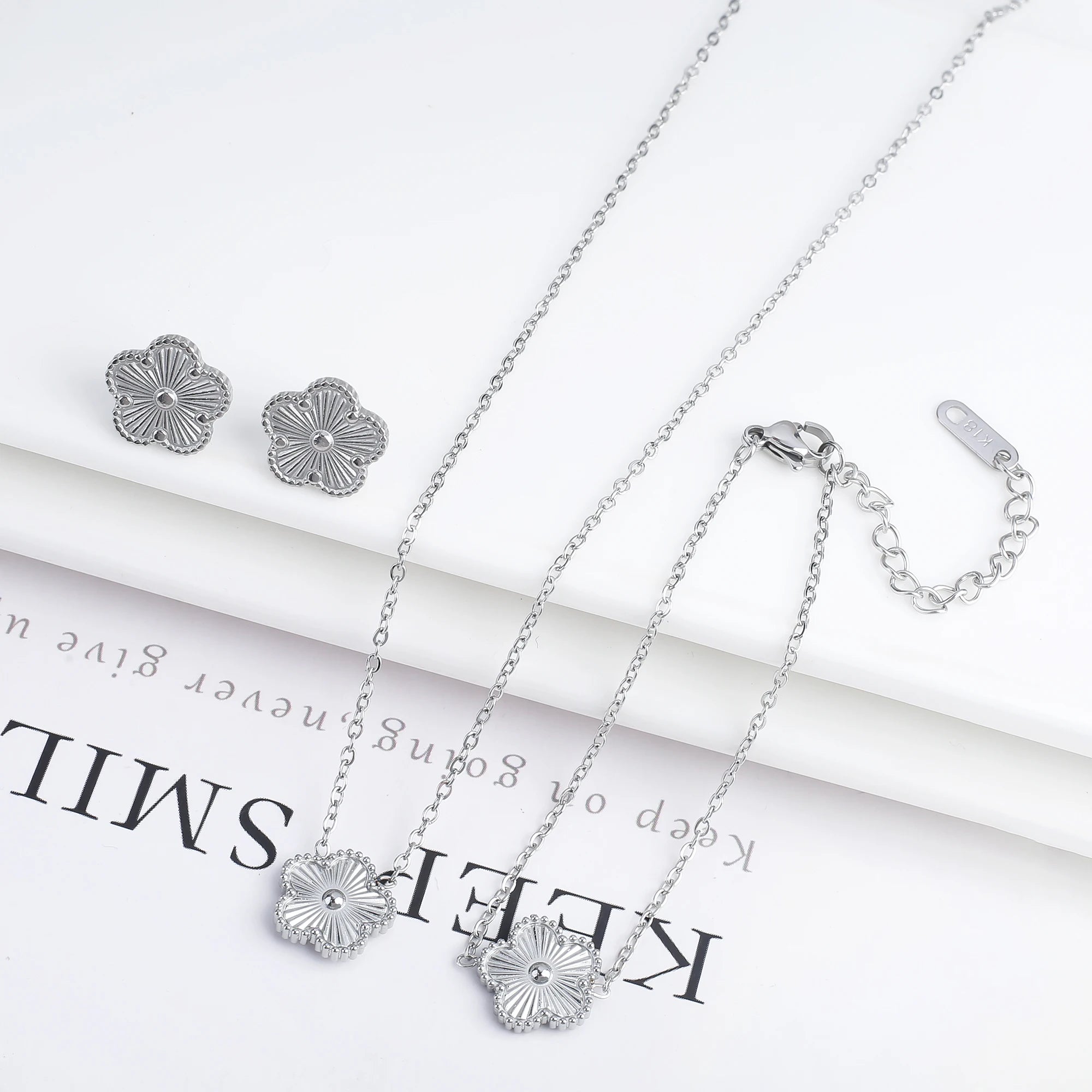 Luxury Black Four-Leaf Clover Necklace, Bracelet & Earrings Set