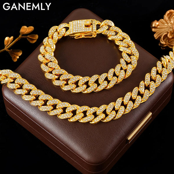 Conjunto Cadena Cubana con Estrás de Alto Brillo - Emeraldia Jewelry · Operado por R. E. dos Santos LTDA · CNPJ: 45.450.979/0001-38
