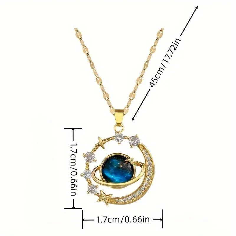 Collar con Dije Planeta Cielo Estrellado - Emeraldia Jewelry · Operado por R. E. dos Santos LTDA · CNPJ: 45.450.979/0001-38