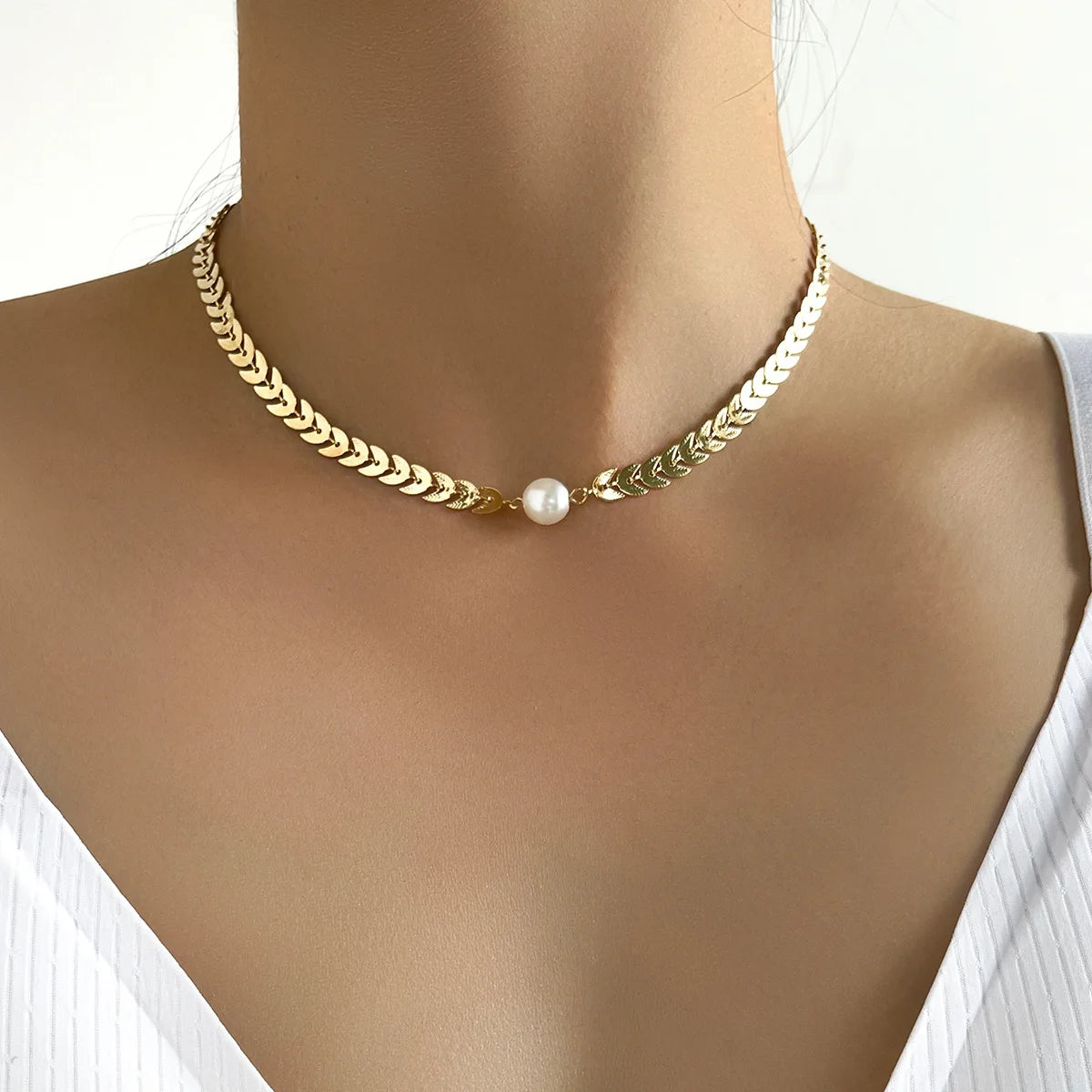 Multi-Layer Emerald Green Pearl Necklace